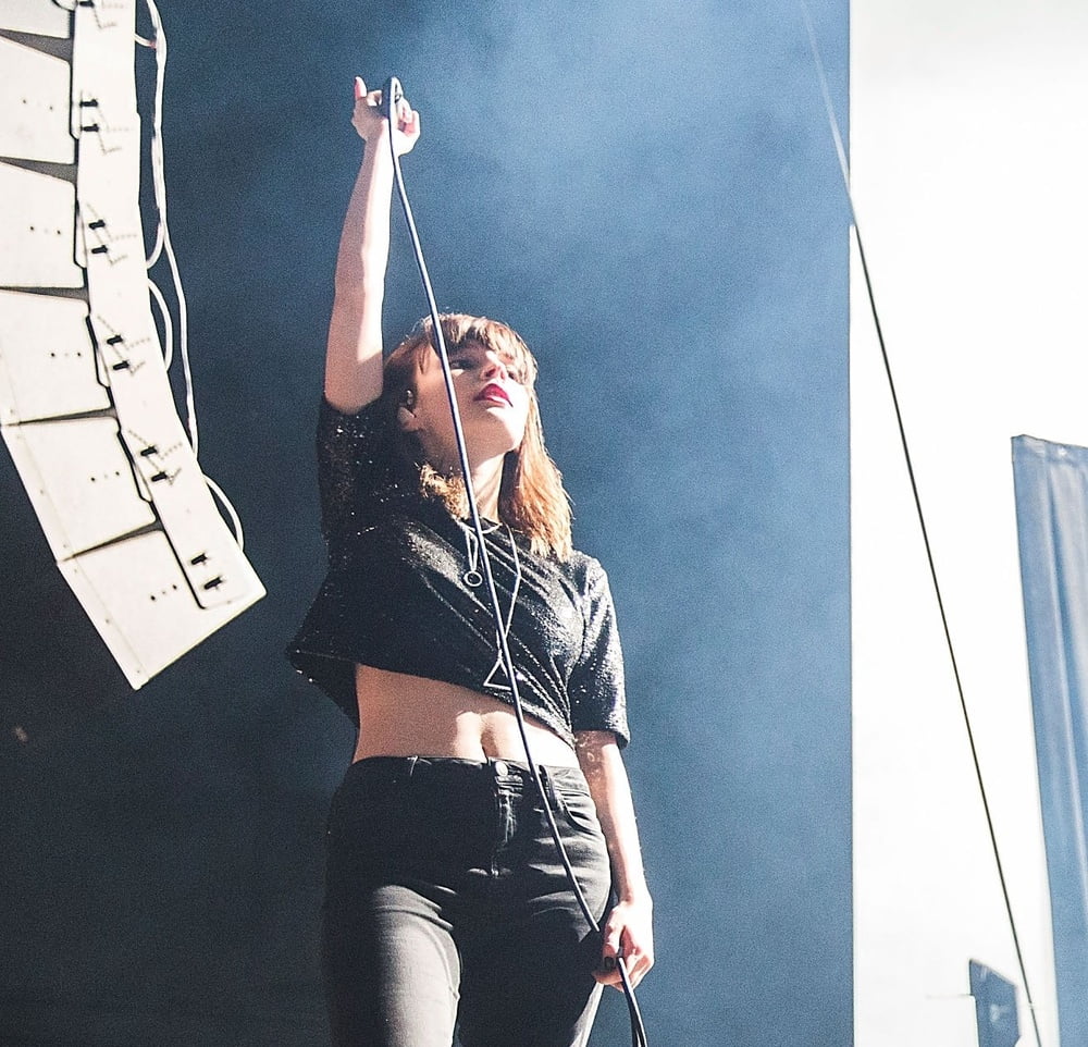 Lauren Mayberry Is Hot