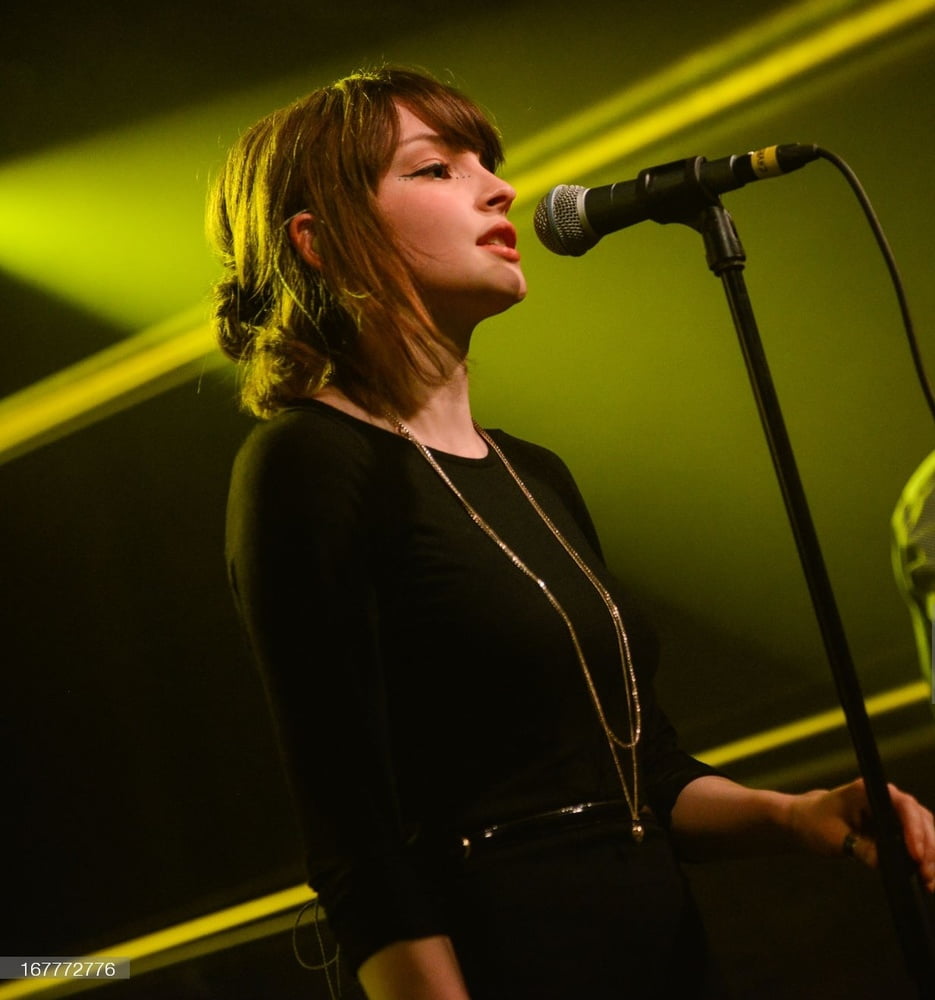 Lauren Mayberry Is Hot