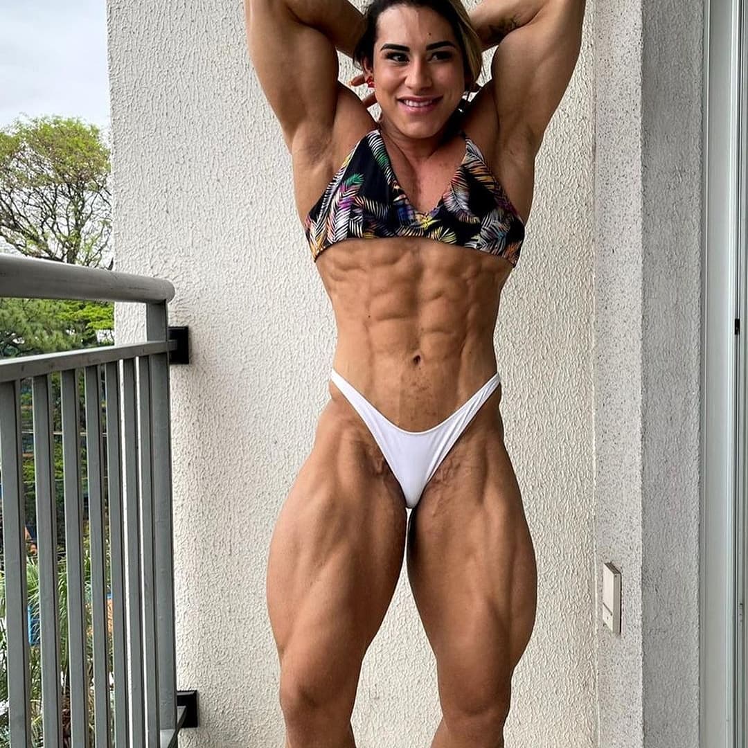 Leyvina Barros Muscles