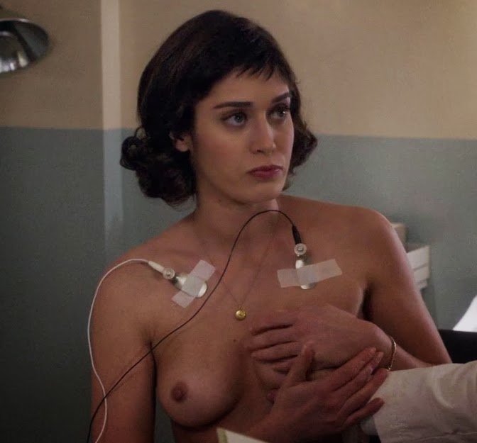 Lizzy Caplan NSFW