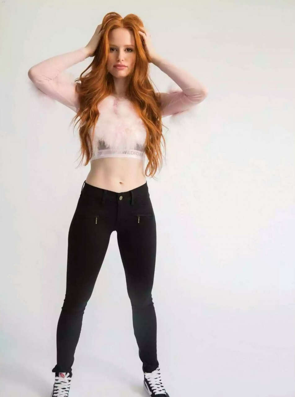 Madelaine Petsch Abs