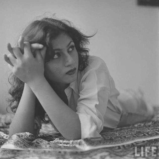 Madhubala Photographed In 1951 By James Burke For Life Magazine NSF