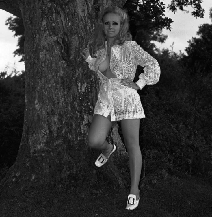 Magazine Model Jenny Spencer From Hampshire England NSFW