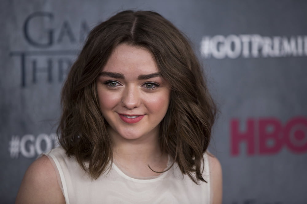 Maisie Williams Takeout Box