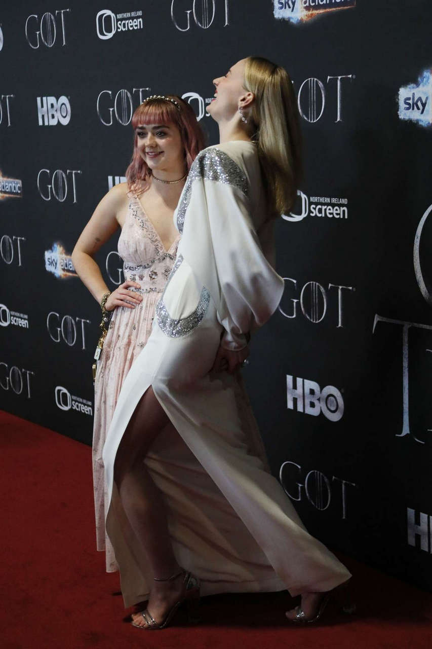 Maisie Williams Touching Sophie Turners Ass NSFW