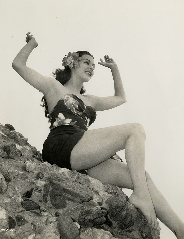 Maria Montez At Laguna Beach While Filming South Of Tahiti 1941 NSF