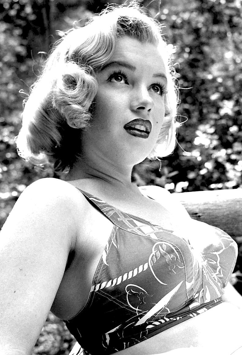 Marilyn Monroe Photographed By Ed Clark 1950 NSF