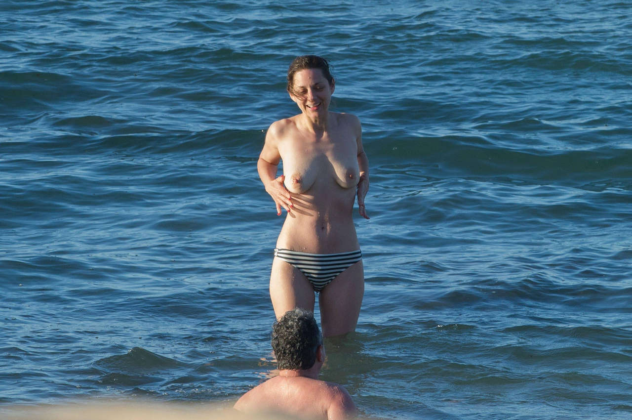 Marion Cotillard Topless On Beach In Fuereventura NSFW