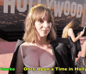 Maya Hawke Cleavage