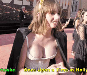 Maya Hawke Cleavage