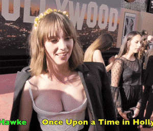 Maya Hawke Cleavage