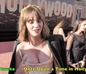 Maya Hawke Cleavage