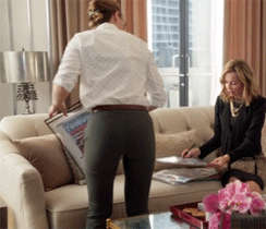 Melissa Benoist In Tight Pants On Supergirl Ass