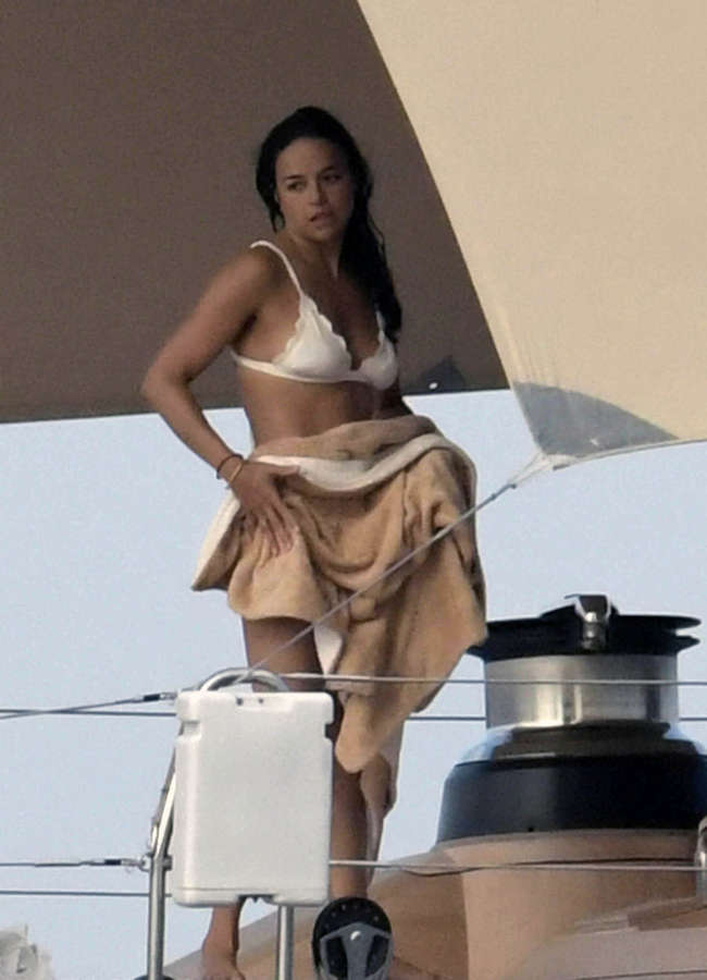 Michelle Rodriguez NSFW