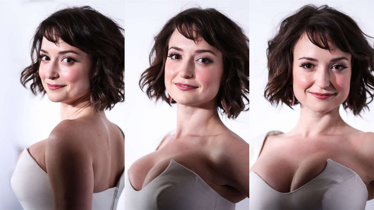 Milana Vayntrub Boob.