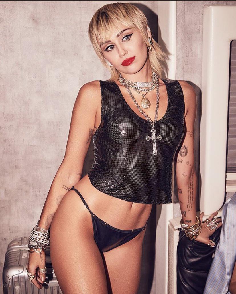 Miley Cyrus NSFW