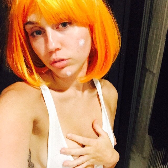 Miley Cyrus Nipple Peek Instagram NSFW