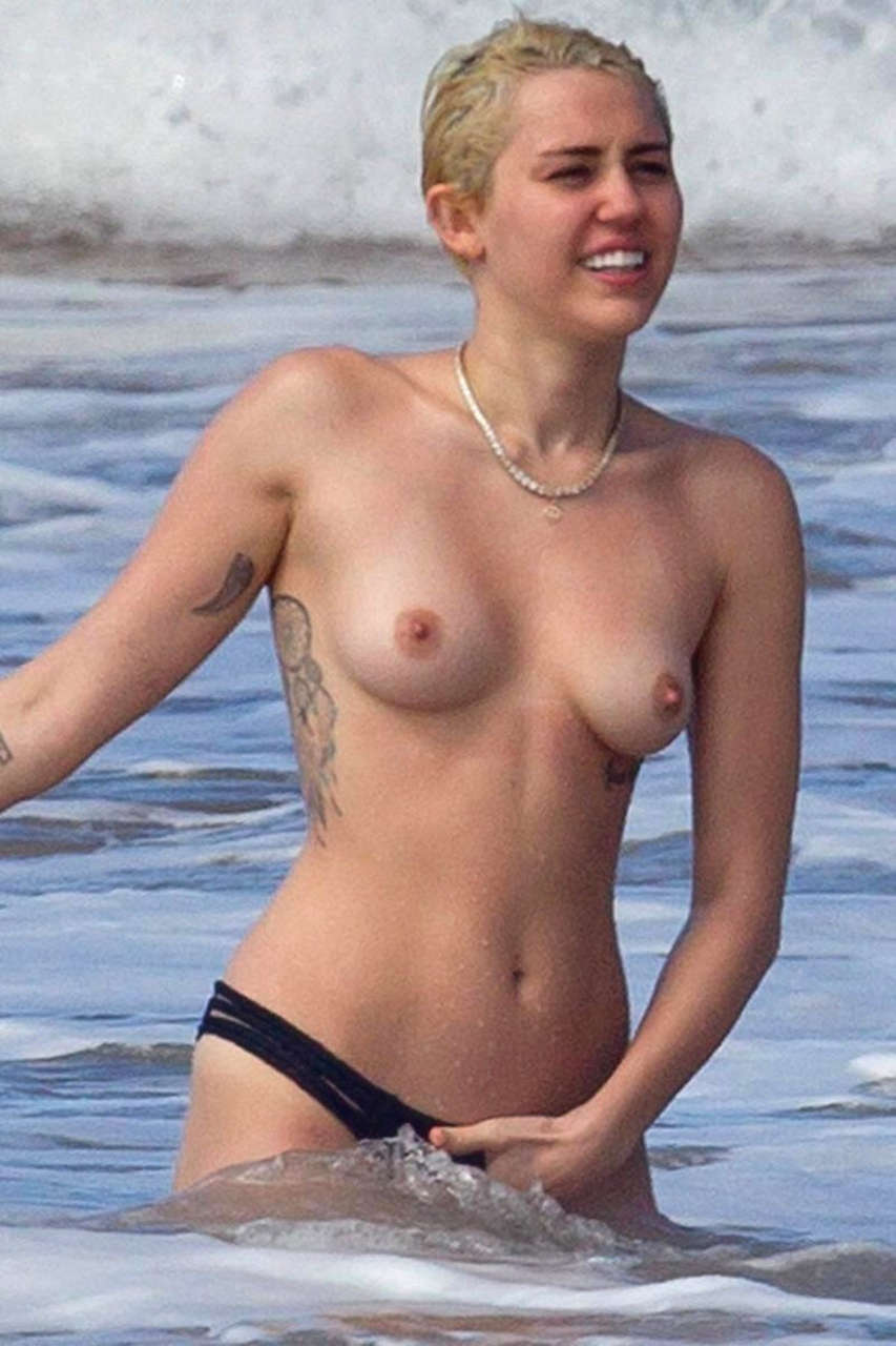 Miley Cyrus NSFW