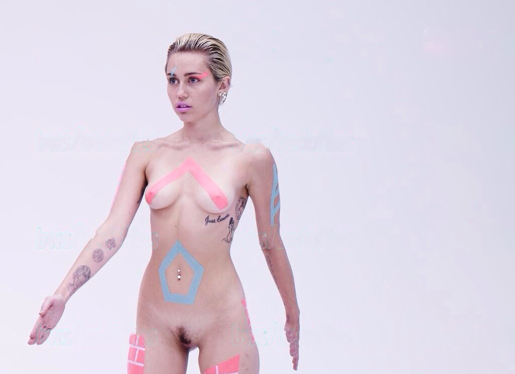 Miley Full Frontal NSF