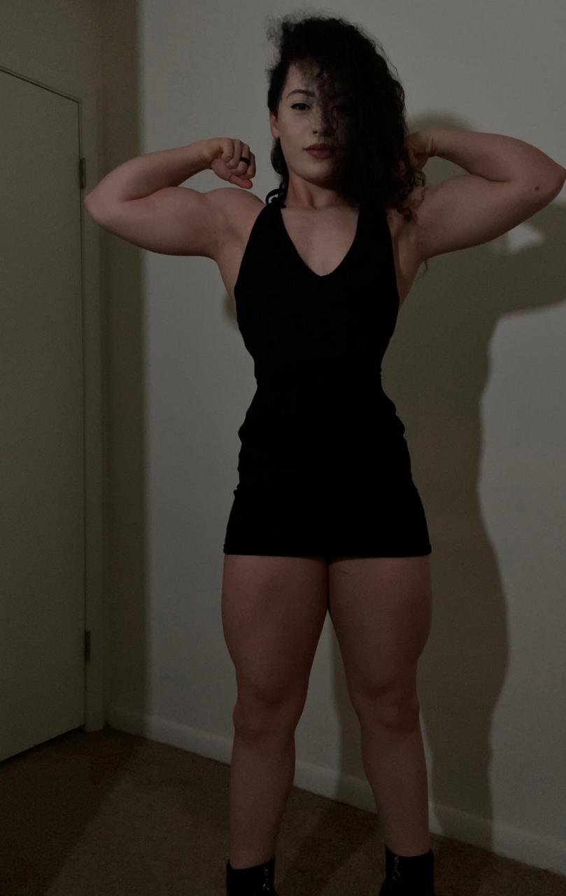 Muscle Fills Out Dresses So Well NSFW