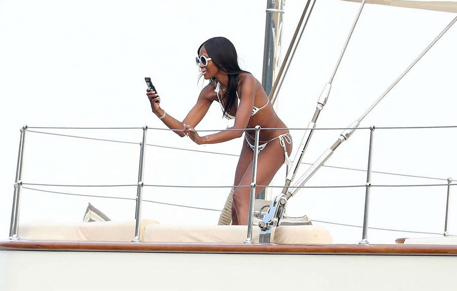 Naomi Campbell NSFW