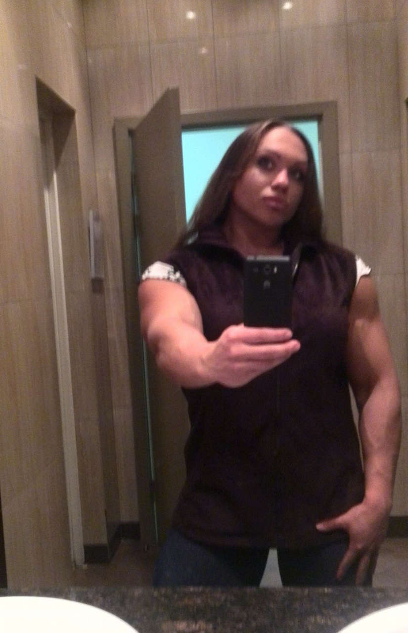 Natalia Trukhina Muscles