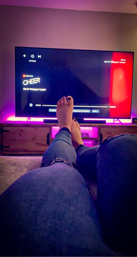 Netflix And Thunder Thighs NSFW