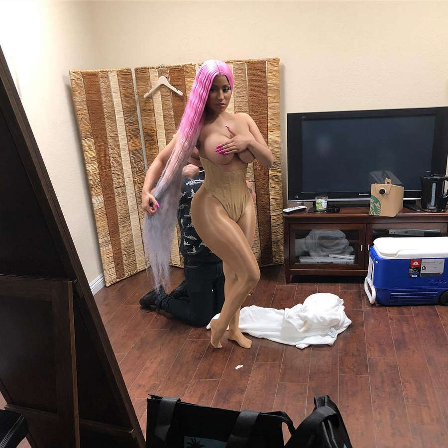 Nicki Minaj NSFW