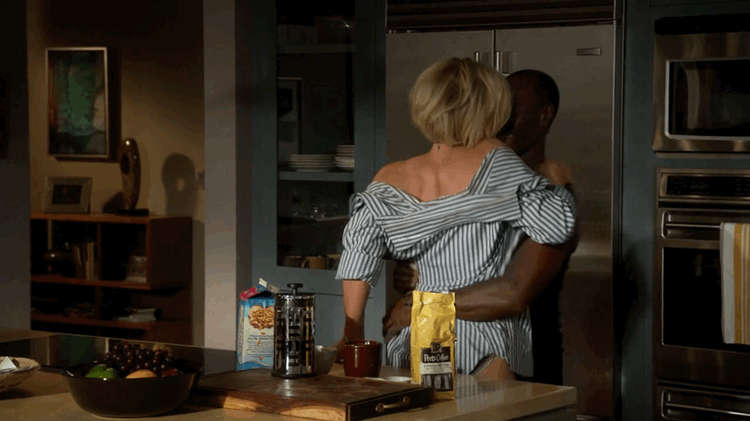 Nicky Whelan In House Of Lies Tv Series NSFW