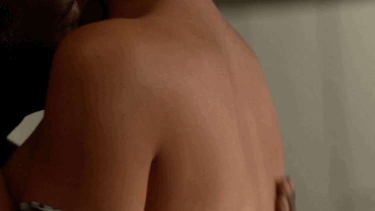 Nicky Whelan In House Of Lies Tv Series NSFW