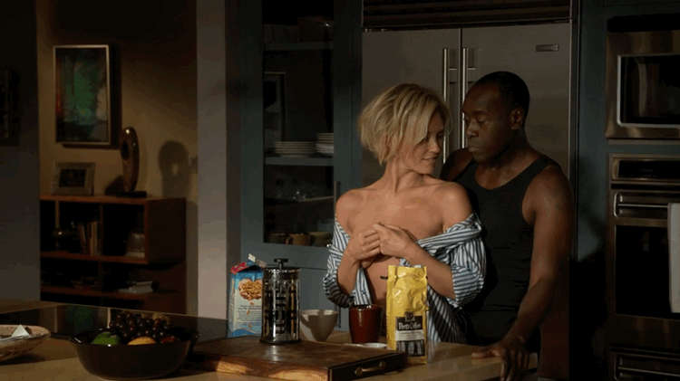 Nicky Whelan In House Of Lies Tv Series NSFW