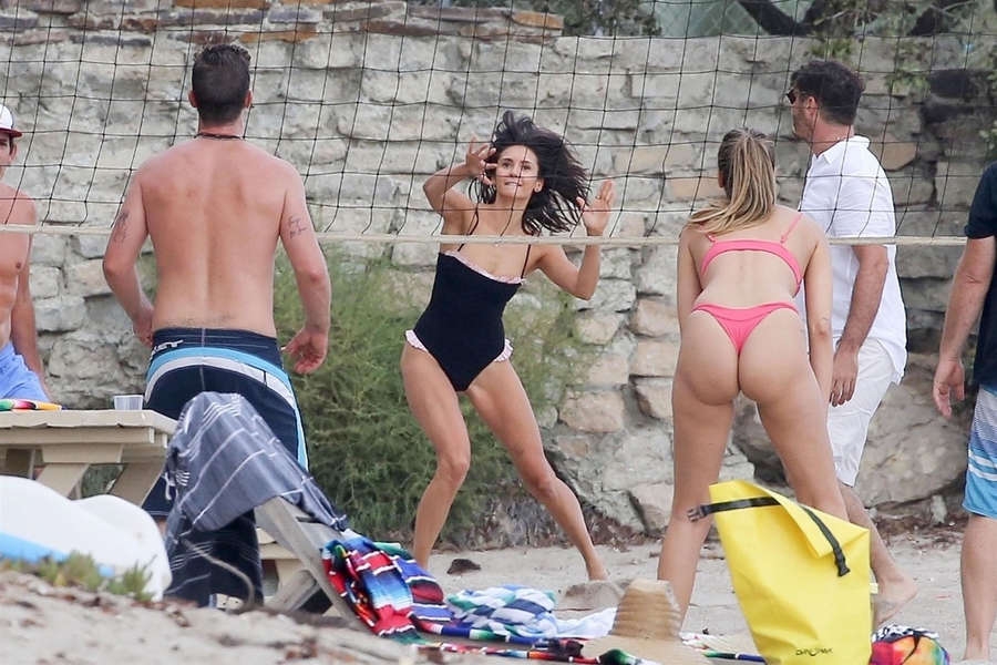 Nina Dobrev NSFW