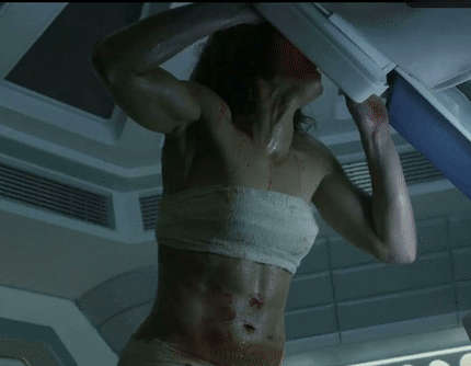 Noomi Rapace In Prometheus Abs