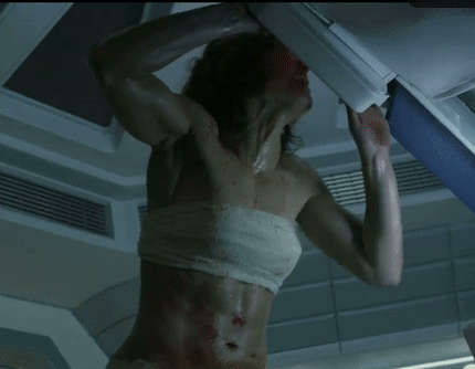 Noomi Rapace In Prometheus Abs