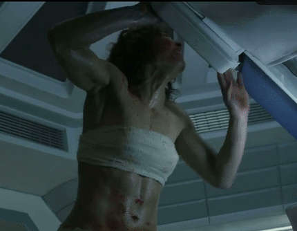 Noomi Rapace In Prometheus Abs