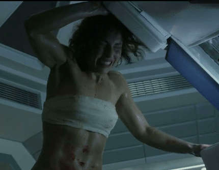 Noomi Rapace In Prometheus Abs