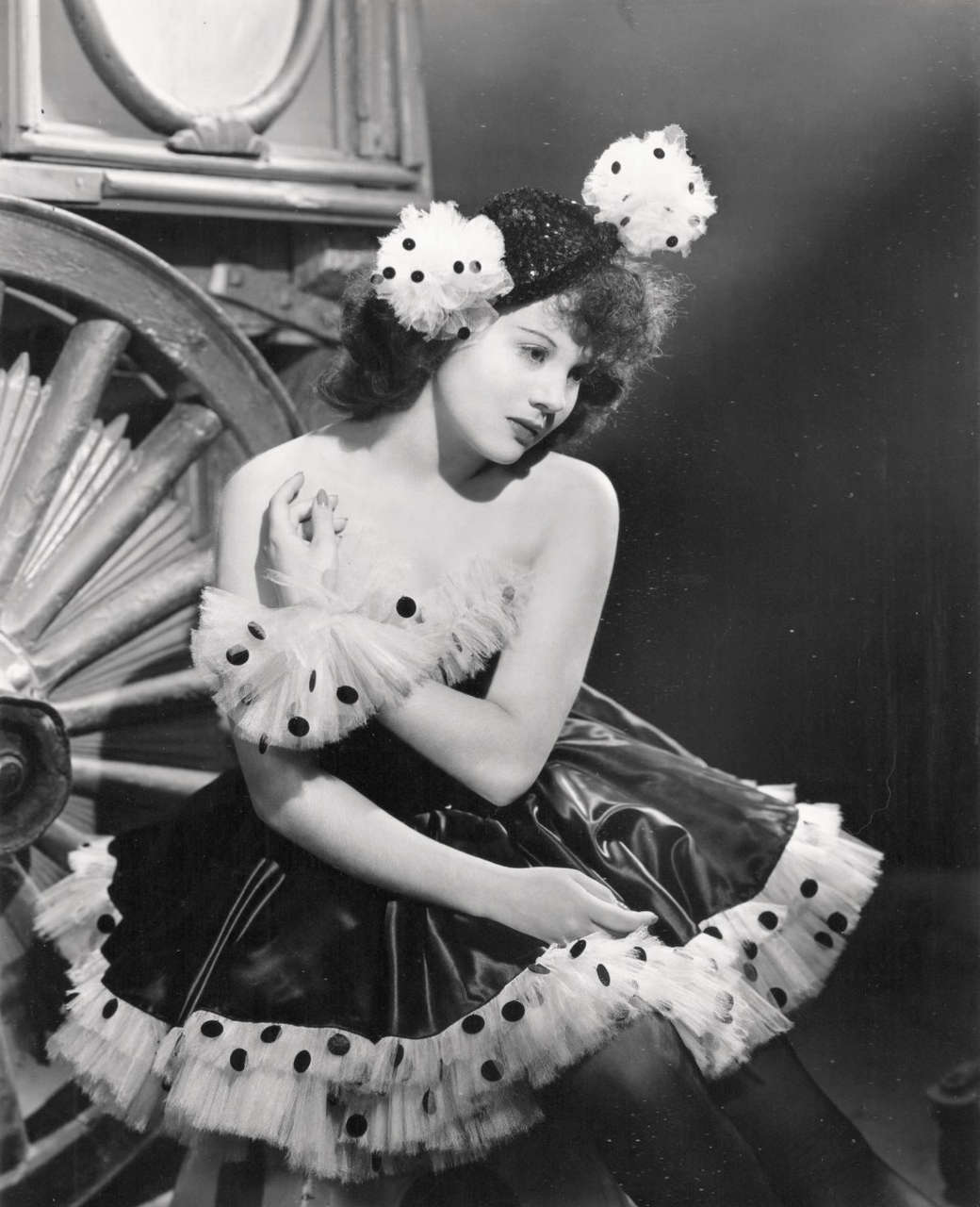 Olympe Bradna Heaven On A Shoestring 1939 NSF