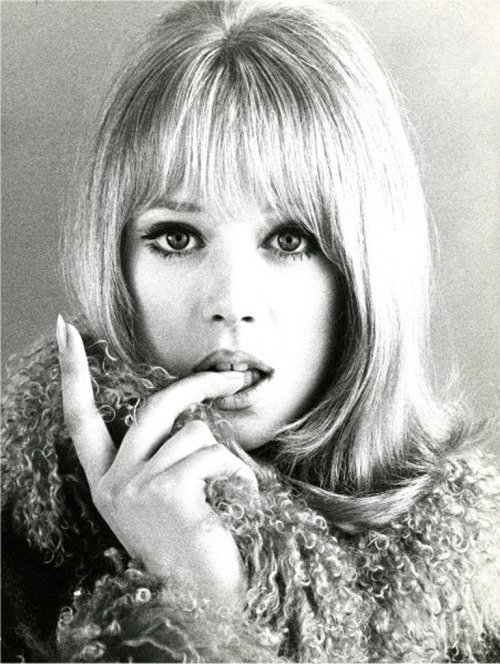 Pattie Boyd NSFW