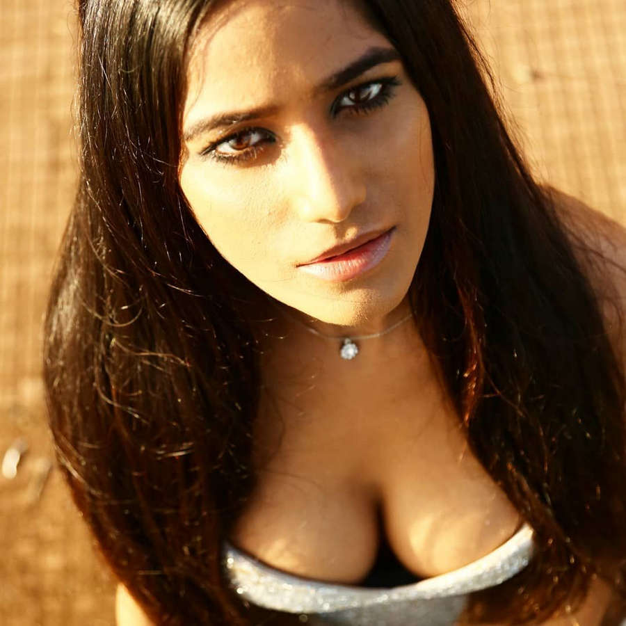 Poonam Pandey NSFW