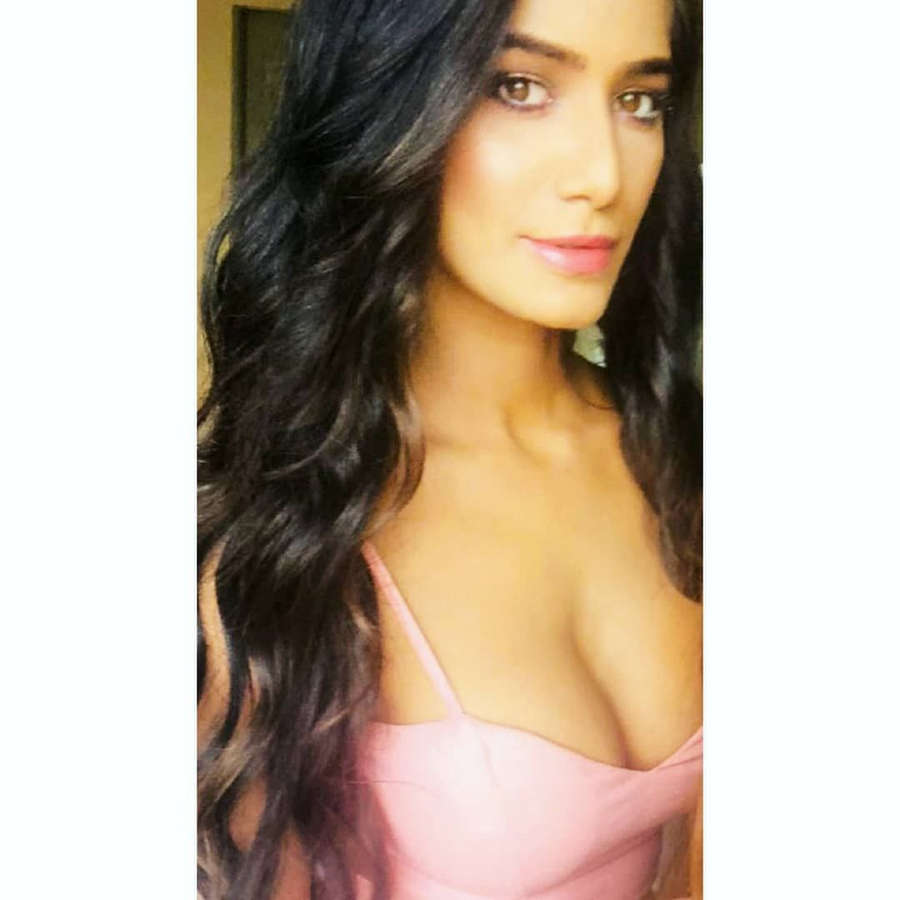 Poonam Pandey NSFW