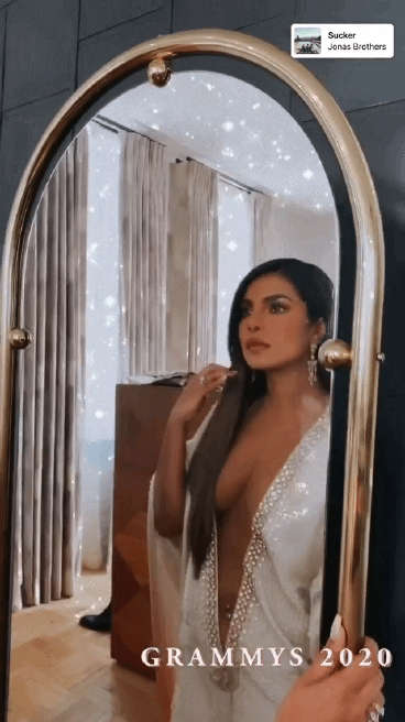 Priyanka Chopra Cleavage