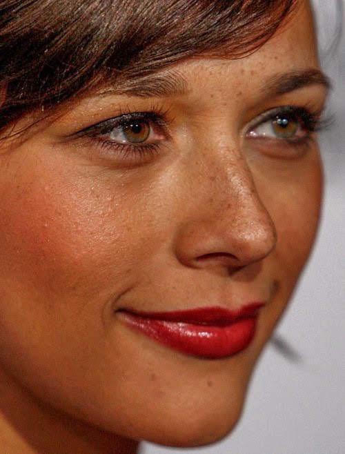 Rashida Jones NSFW