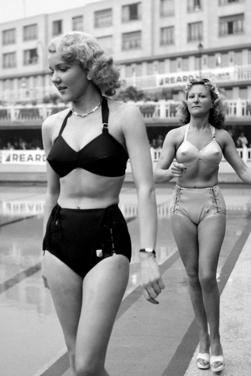 Reard Swimsuit Show 1946 NSF