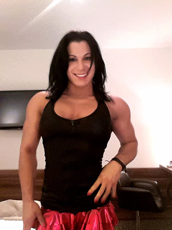 Renata Hronova Muscles