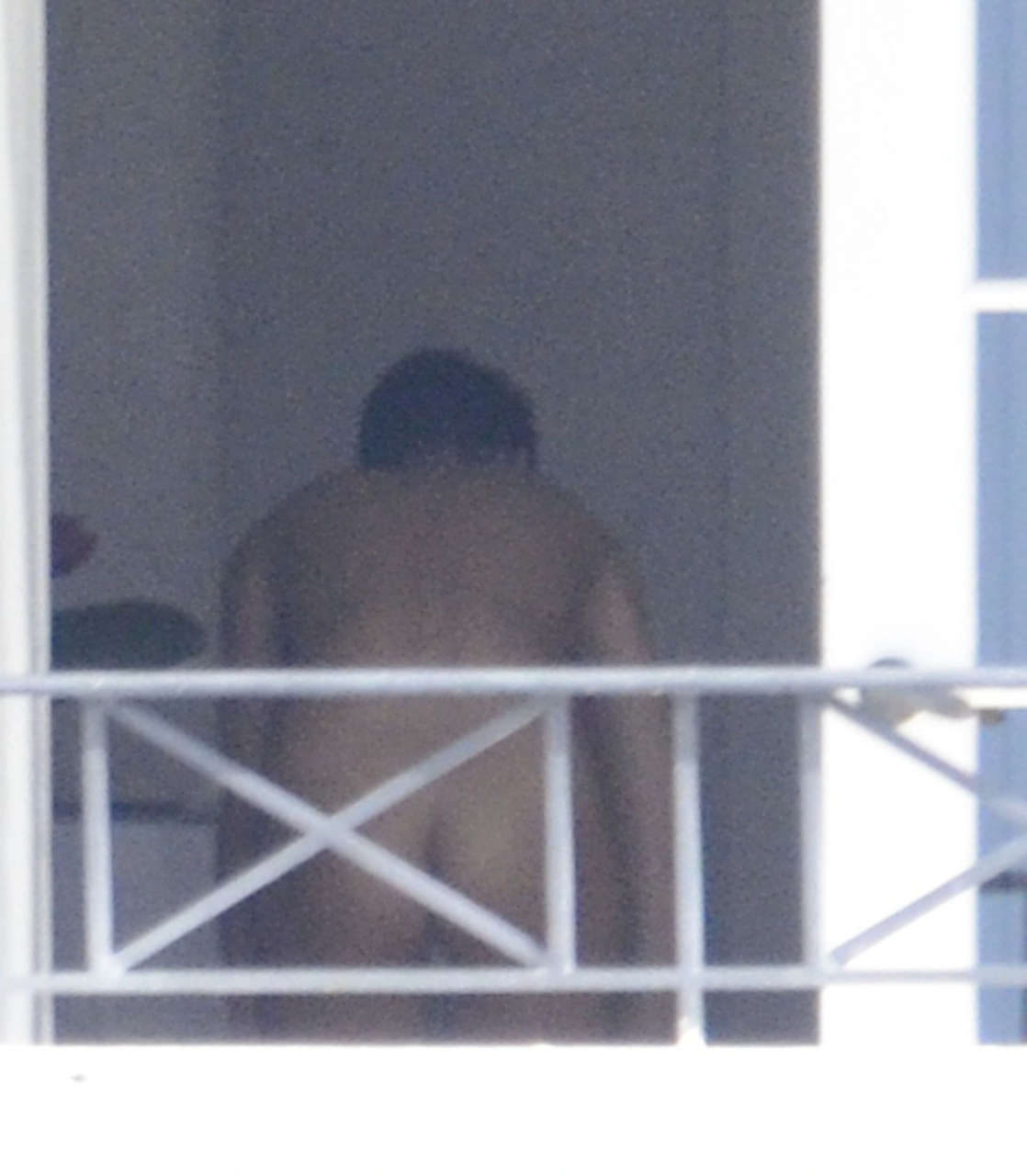 Rihanna Caught Naked Changing 2012 NSFW