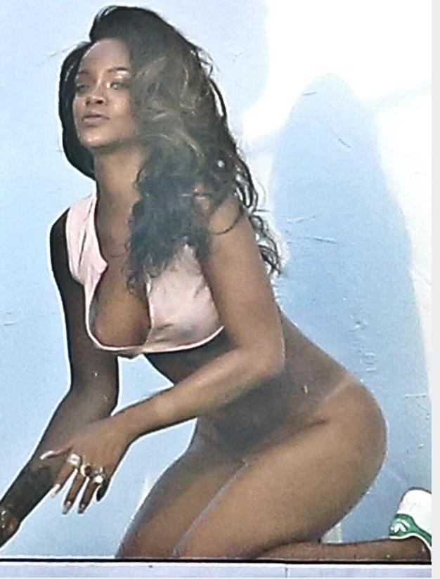 Rihanna NSFW