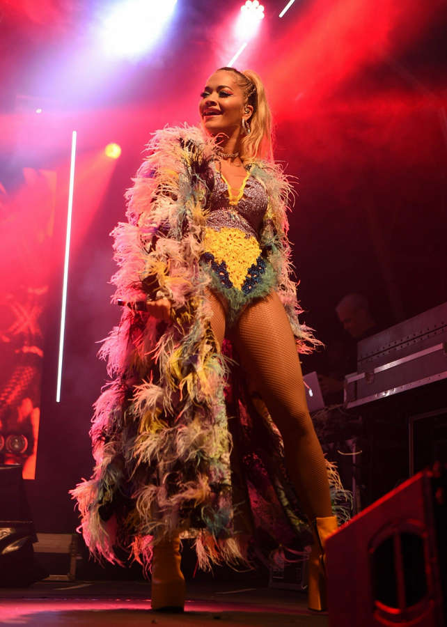 Rita Ora NSFW