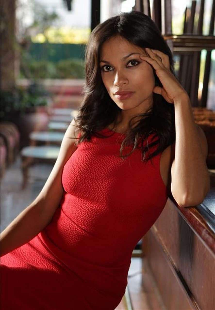 Rosario Dawson Nsfw 4 Images 