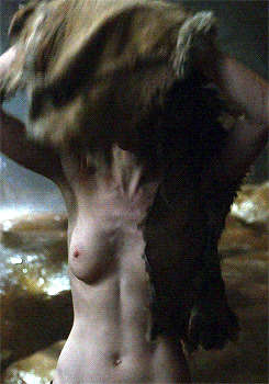 Rose Leslie NSFW