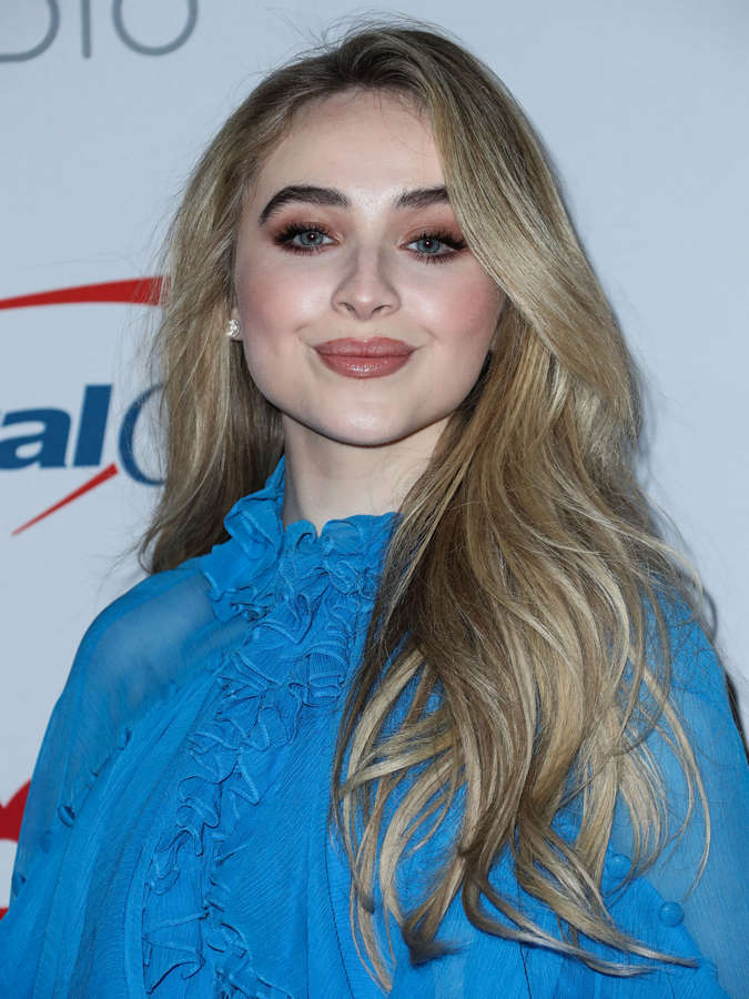 Sabrina Carpenter NSFW